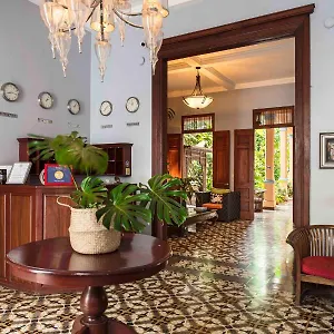3* Hotel Colonial